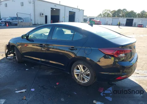 2019 Hyundai Elantra Value Edition z USA, uszkodzony, nr VIN 5NPD84LFXKH446700